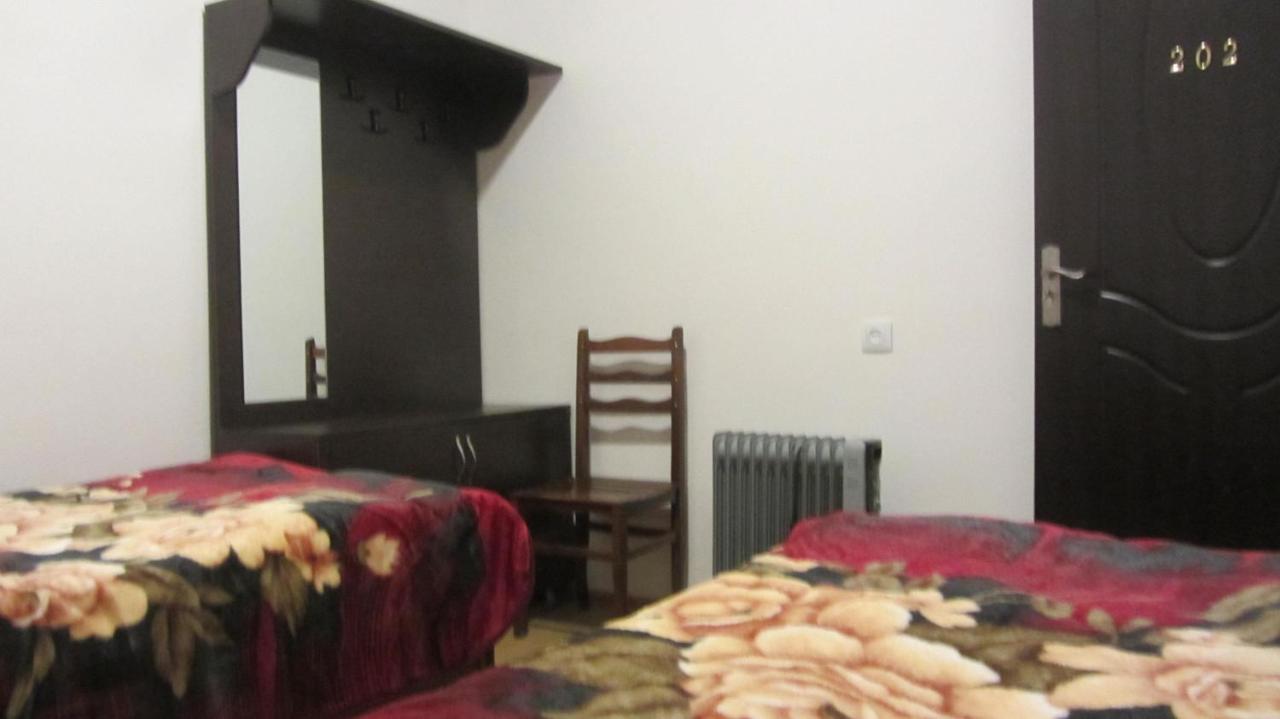 Guest House Adelina Mestia Exterior foto